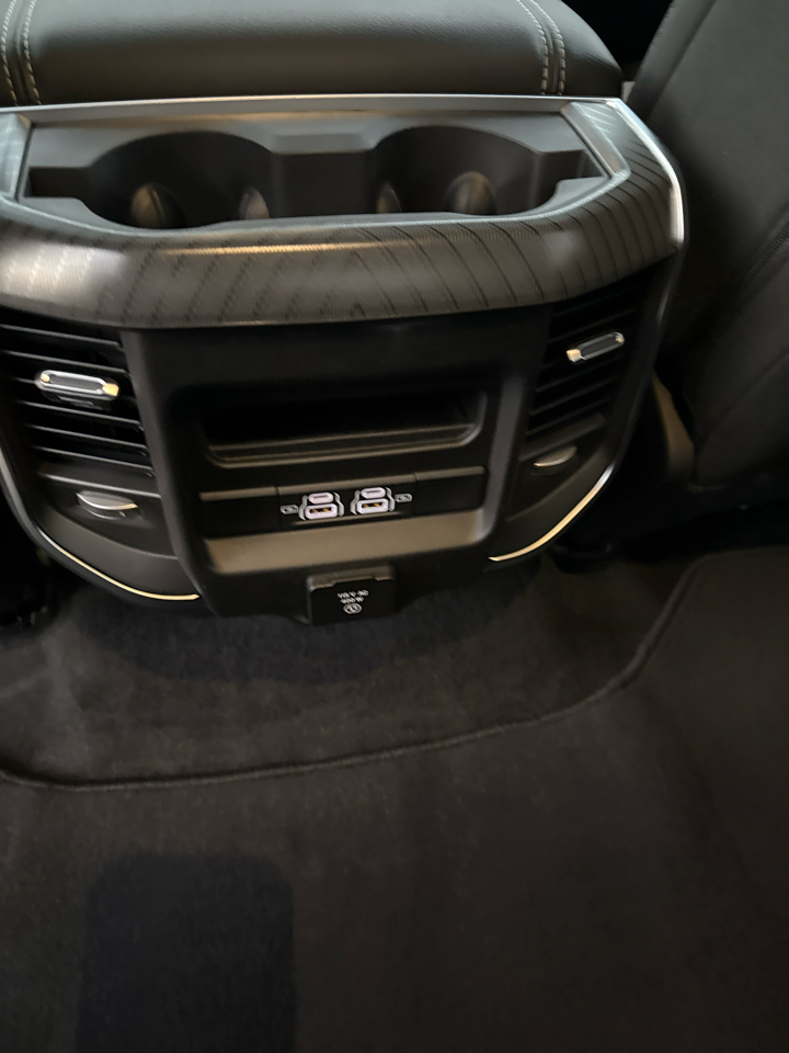 RAM 1500 Big Horn 4x4 Crew Cab 5'7" Box 2026