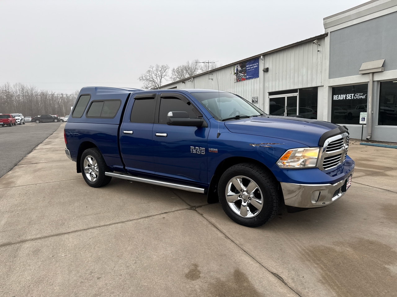 RAM 1500 2WD Quad Cab 140.5" Big Horn 2015