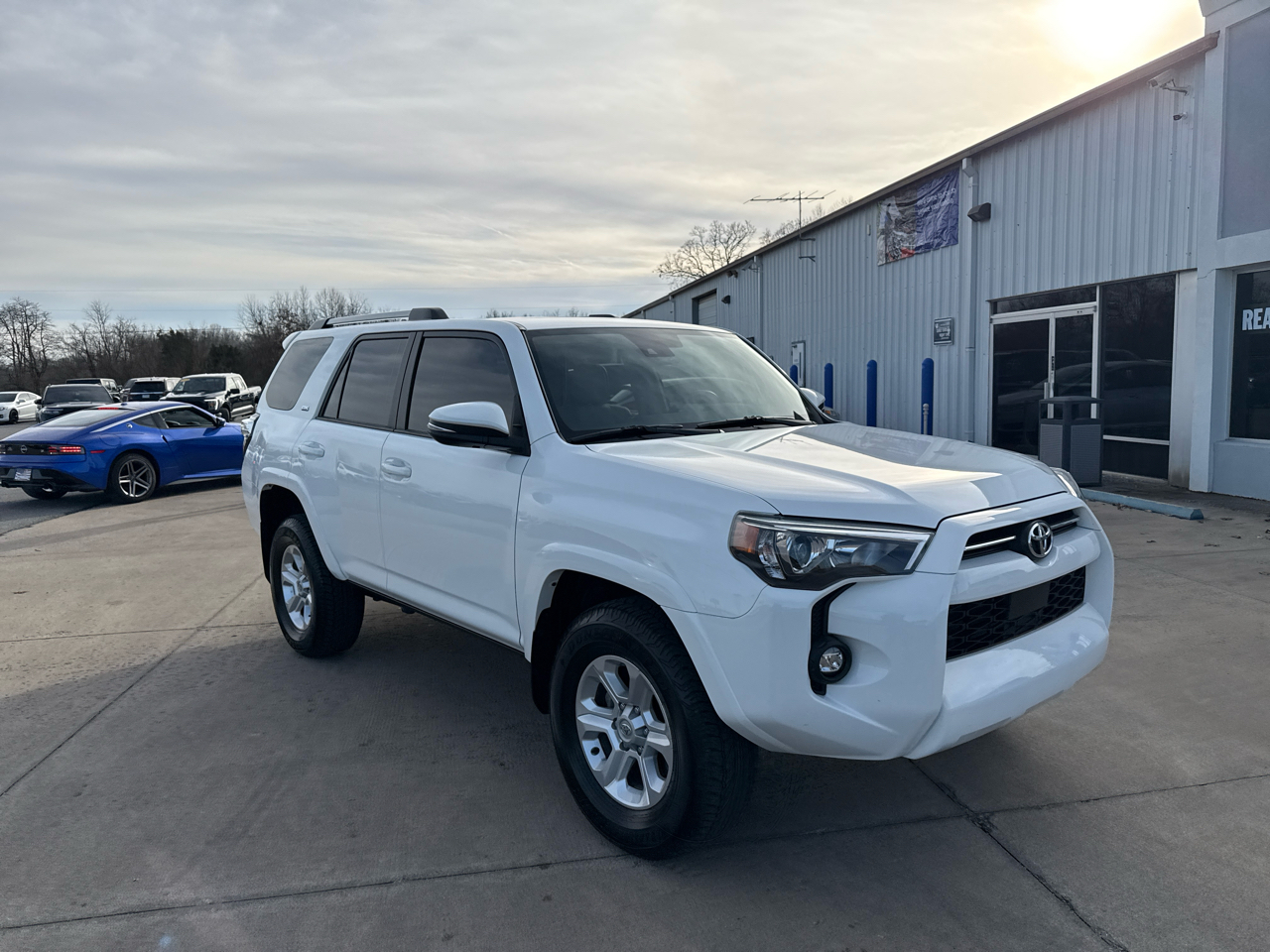 Toyota 4Runner SR5 Premium 4WD (Natl) 2023