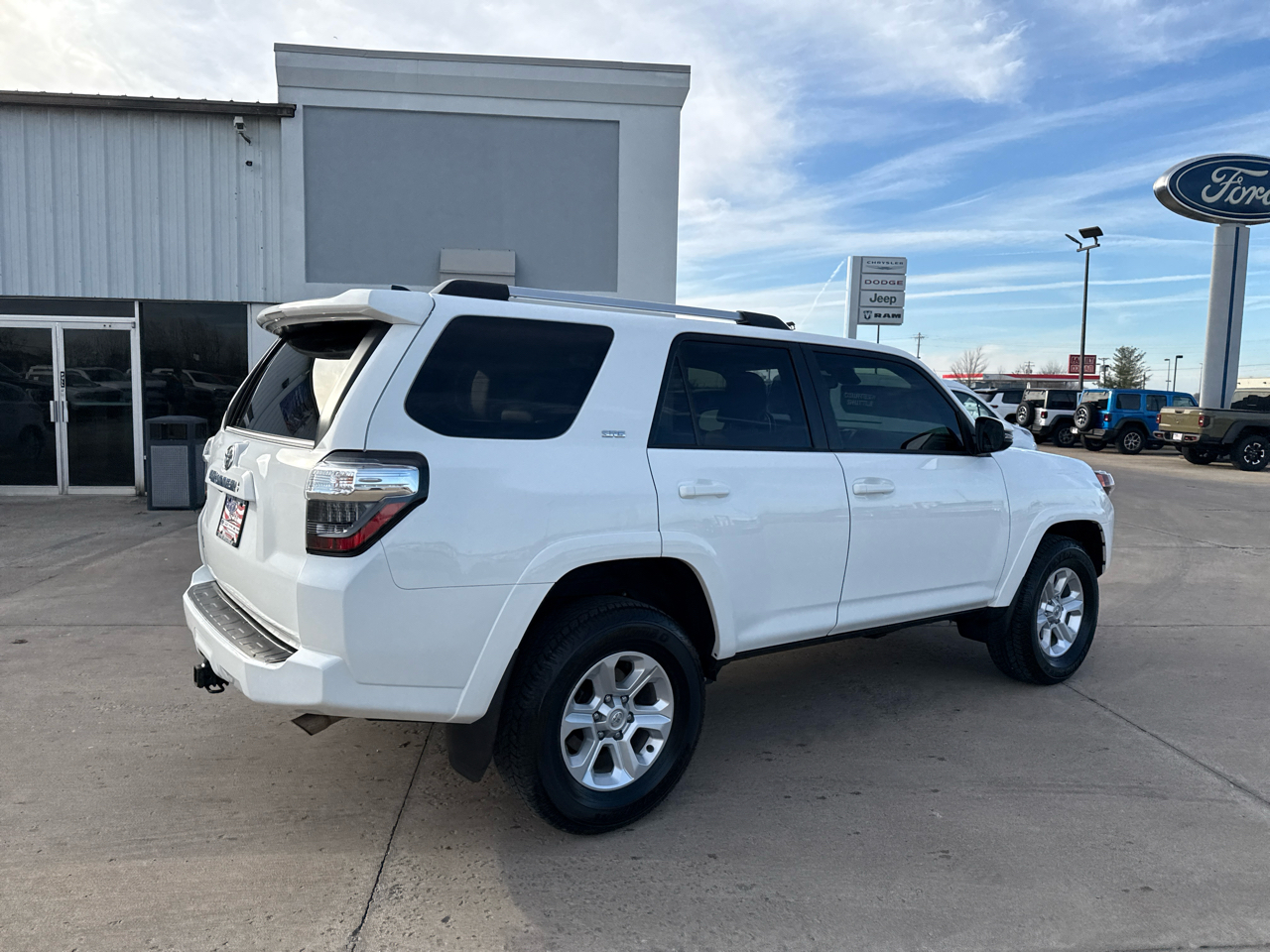 Toyota 4Runner SR5 Premium 4WD (Natl) 2023