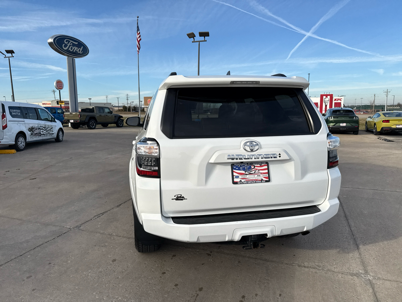 Toyota 4Runner SR5 Premium 4WD (Natl) 2023