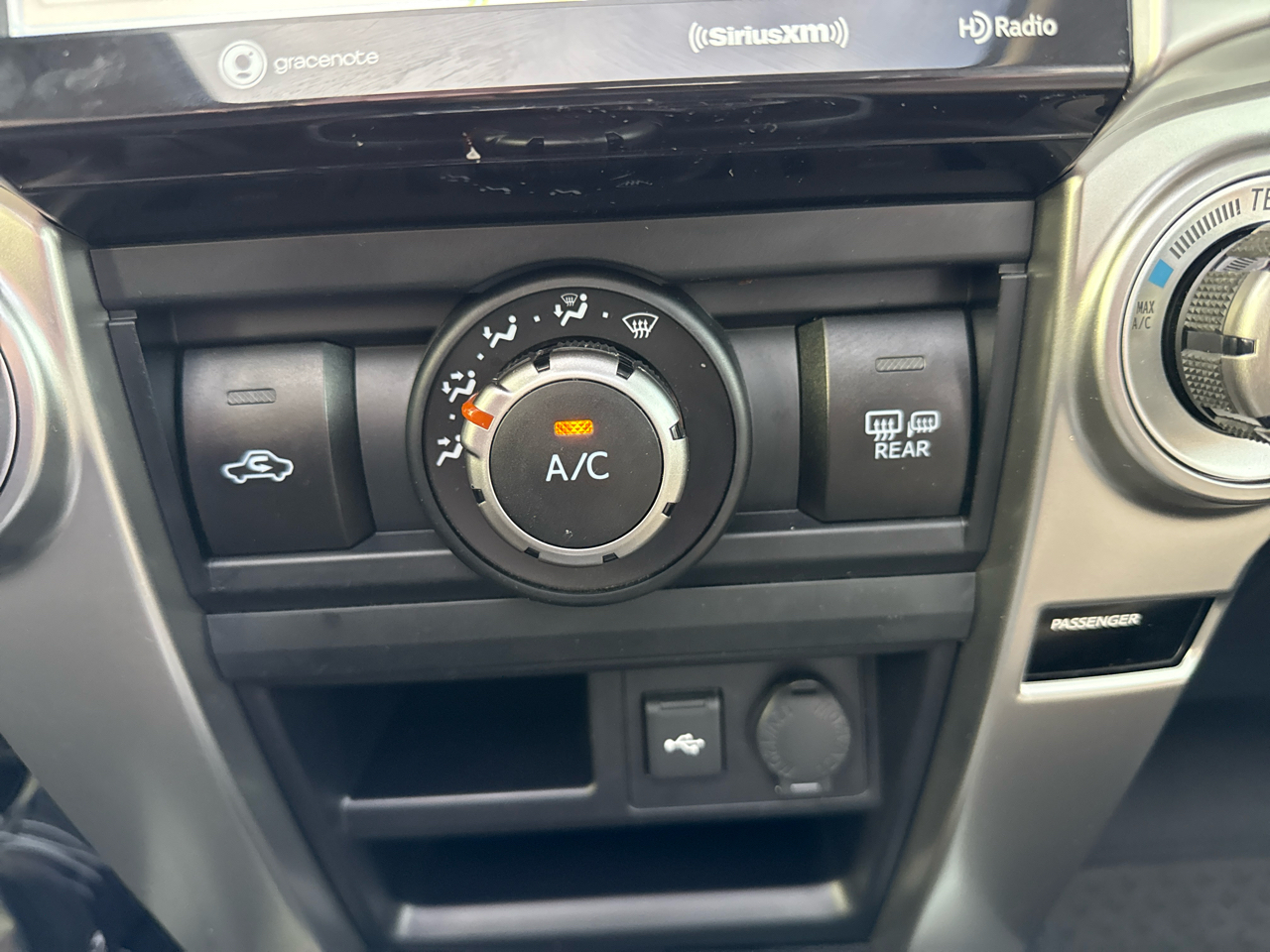 Toyota 4Runner SR5 Premium 4WD (Natl) 2023