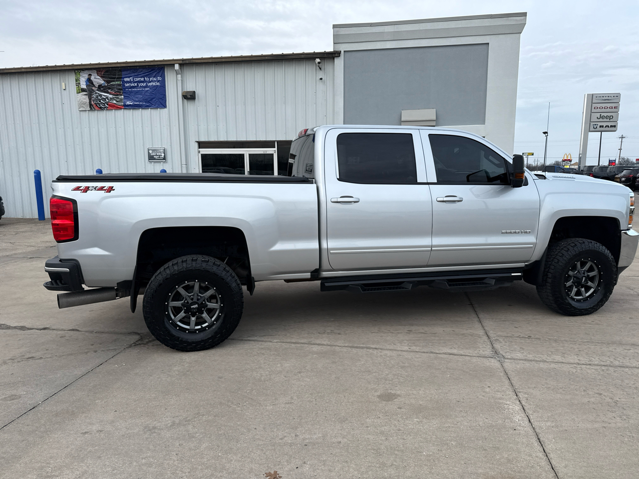 Chevrolet Silverado 2500HD 4WD Crew Cab 153.7" LT 2019