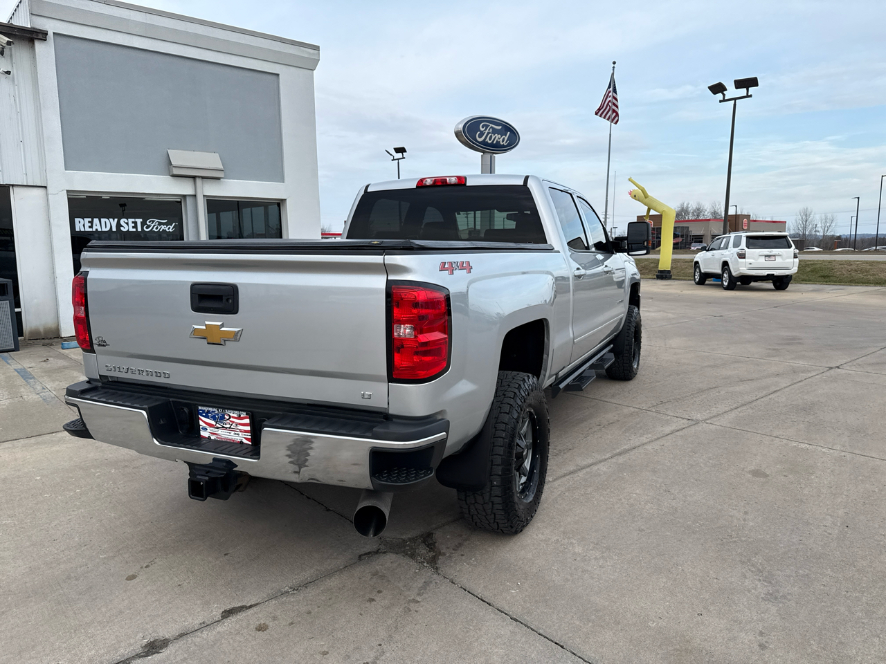 Chevrolet Silverado 2500HD 4WD Crew Cab 153.7" LT 2019