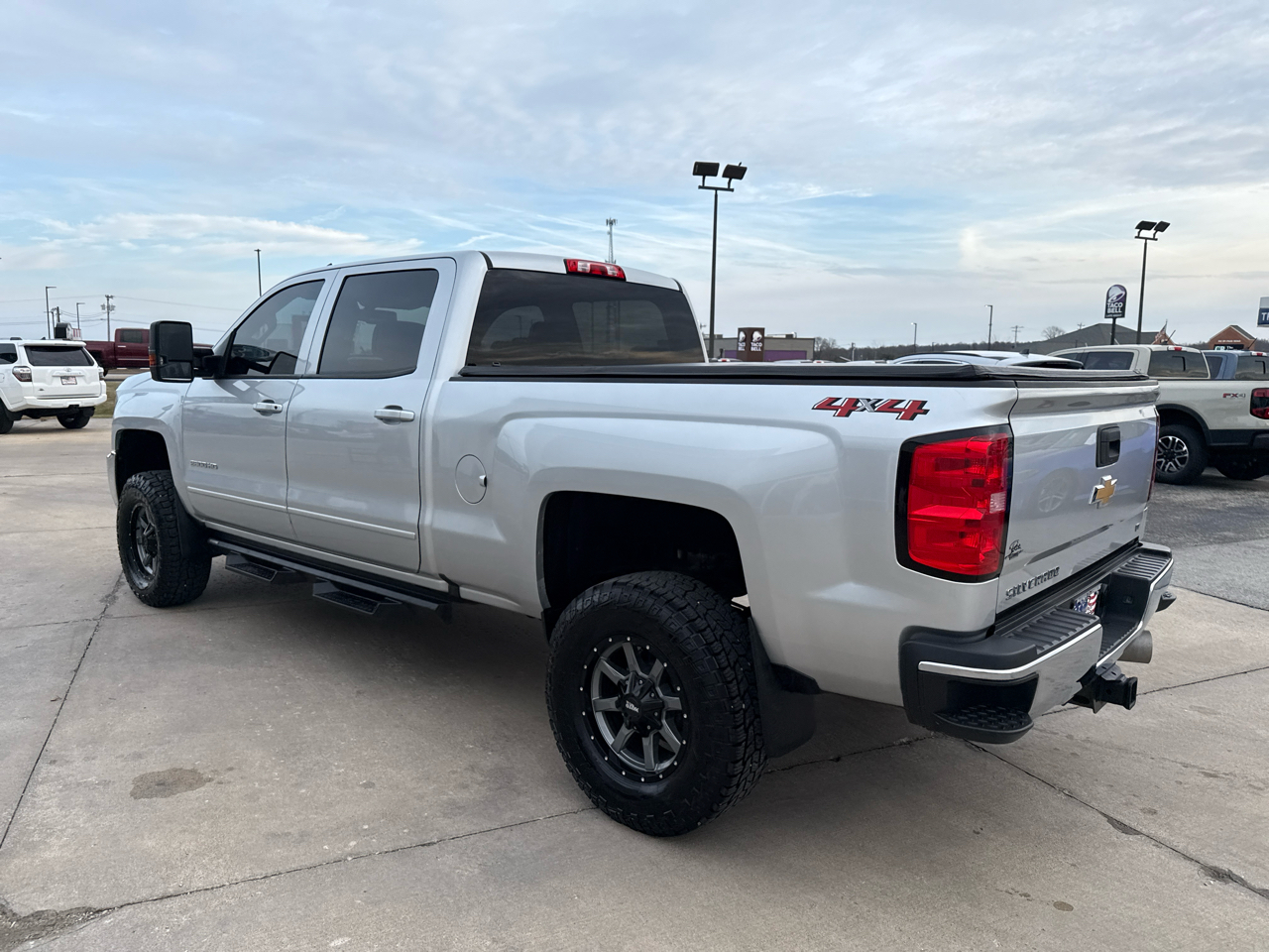 Chevrolet Silverado 2500HD 4WD Crew Cab 153.7" LT 2019