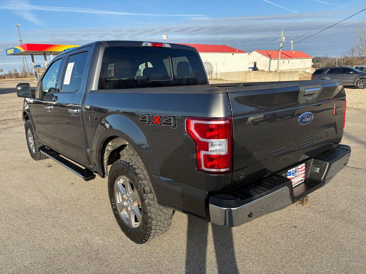 Ford F-150 SuperCrew Crew Cab 139" XLT 4WD 2018
