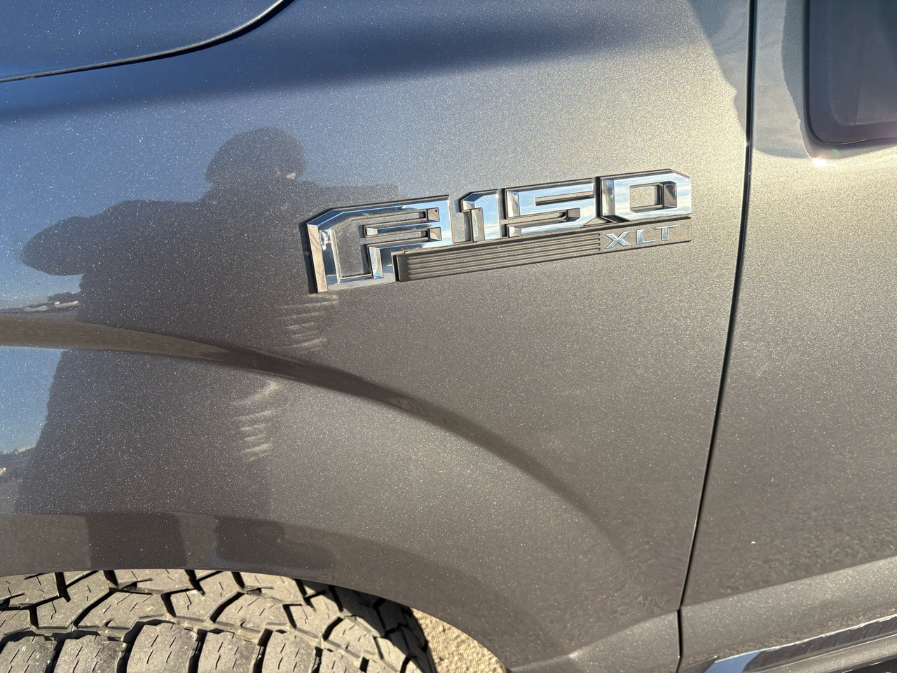 Ford F-150 SuperCrew Crew Cab 139" XLT 4WD 2018