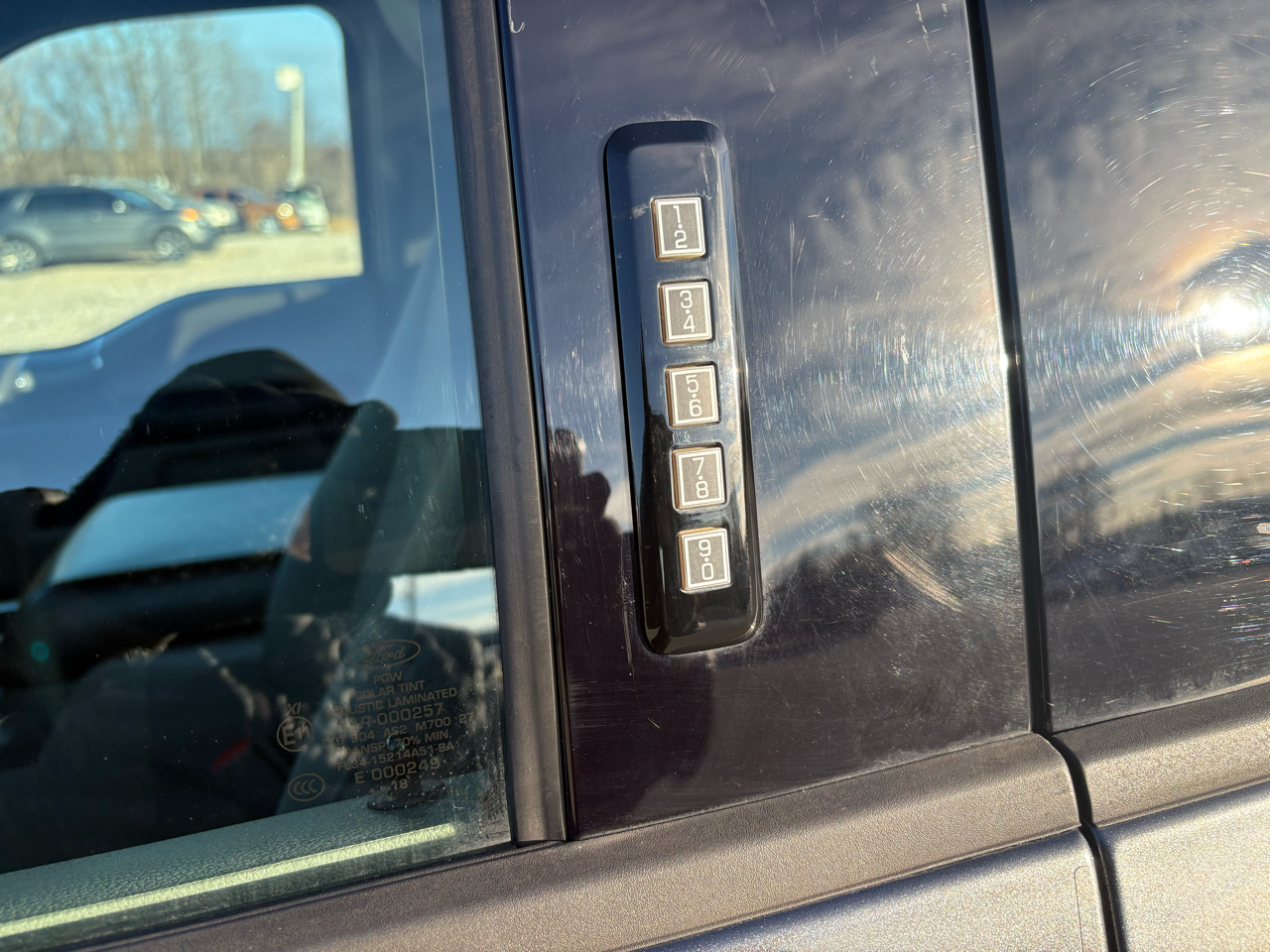 Ford F-150 SuperCrew Crew Cab 139" XLT 4WD 2018