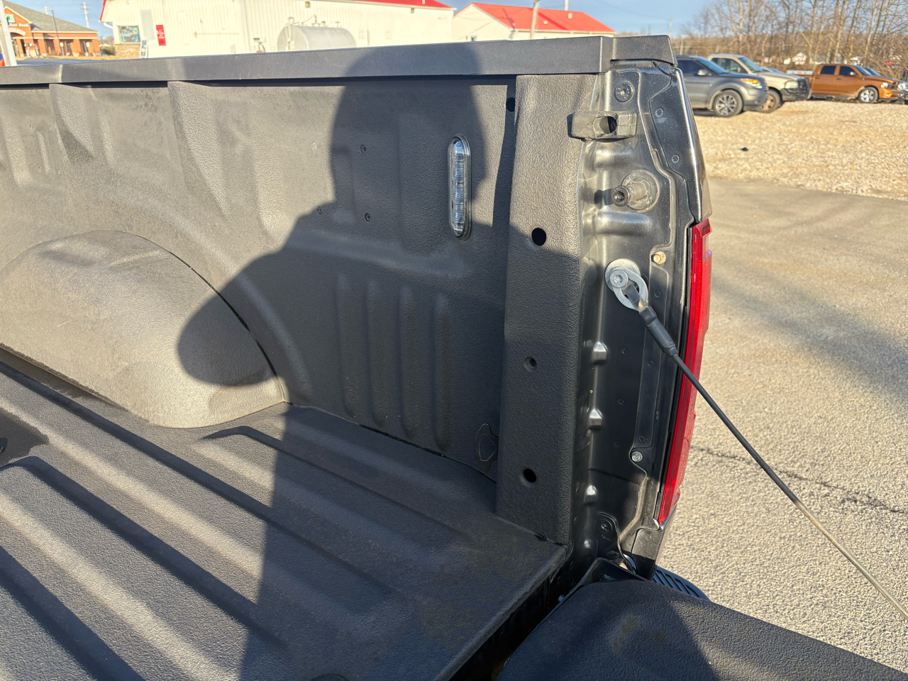 Ford F-150 SuperCrew Crew Cab 139" XLT 4WD 2018