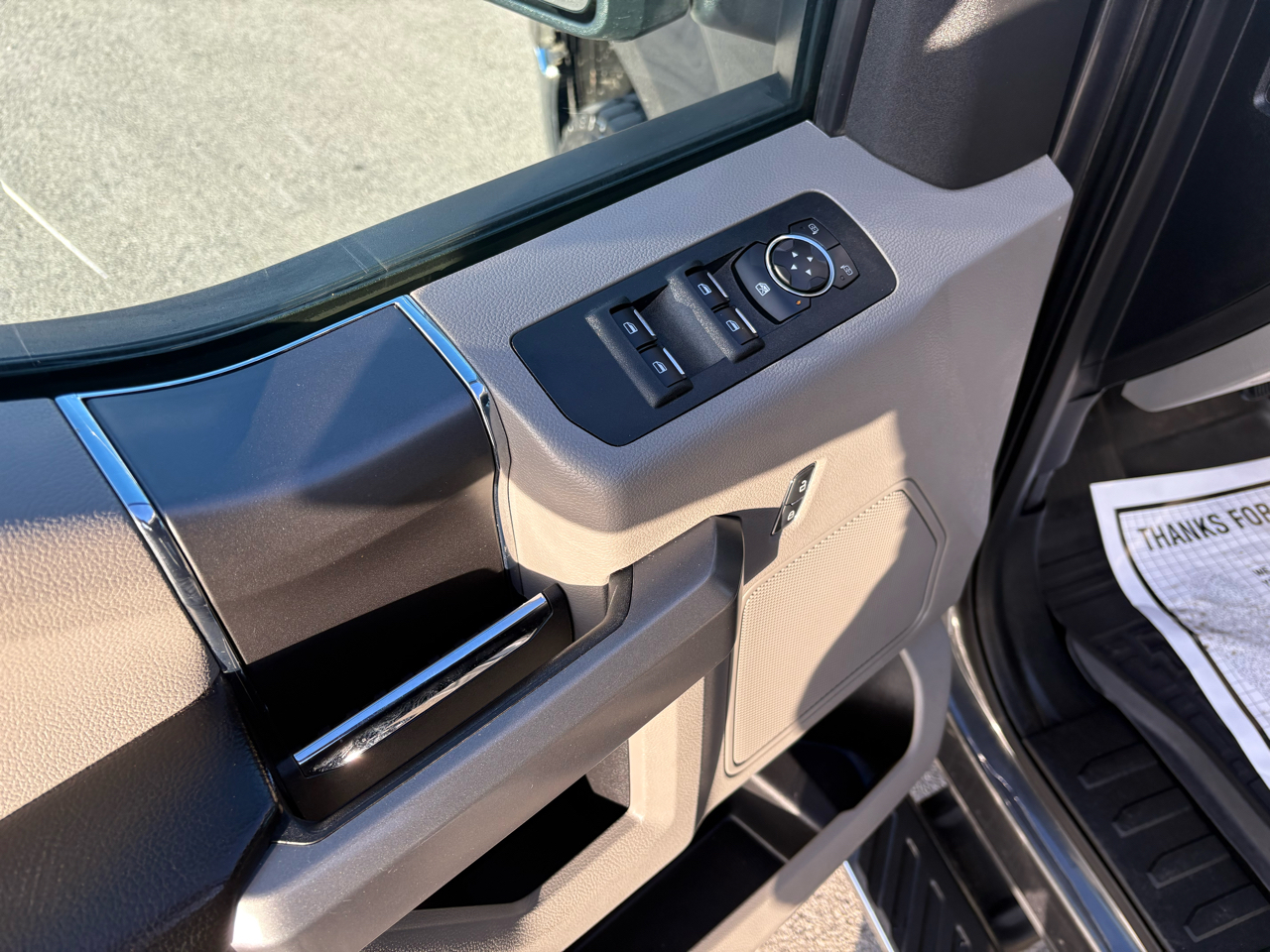 Ford F-150 SuperCrew Crew Cab 139" XLT 4WD 2018