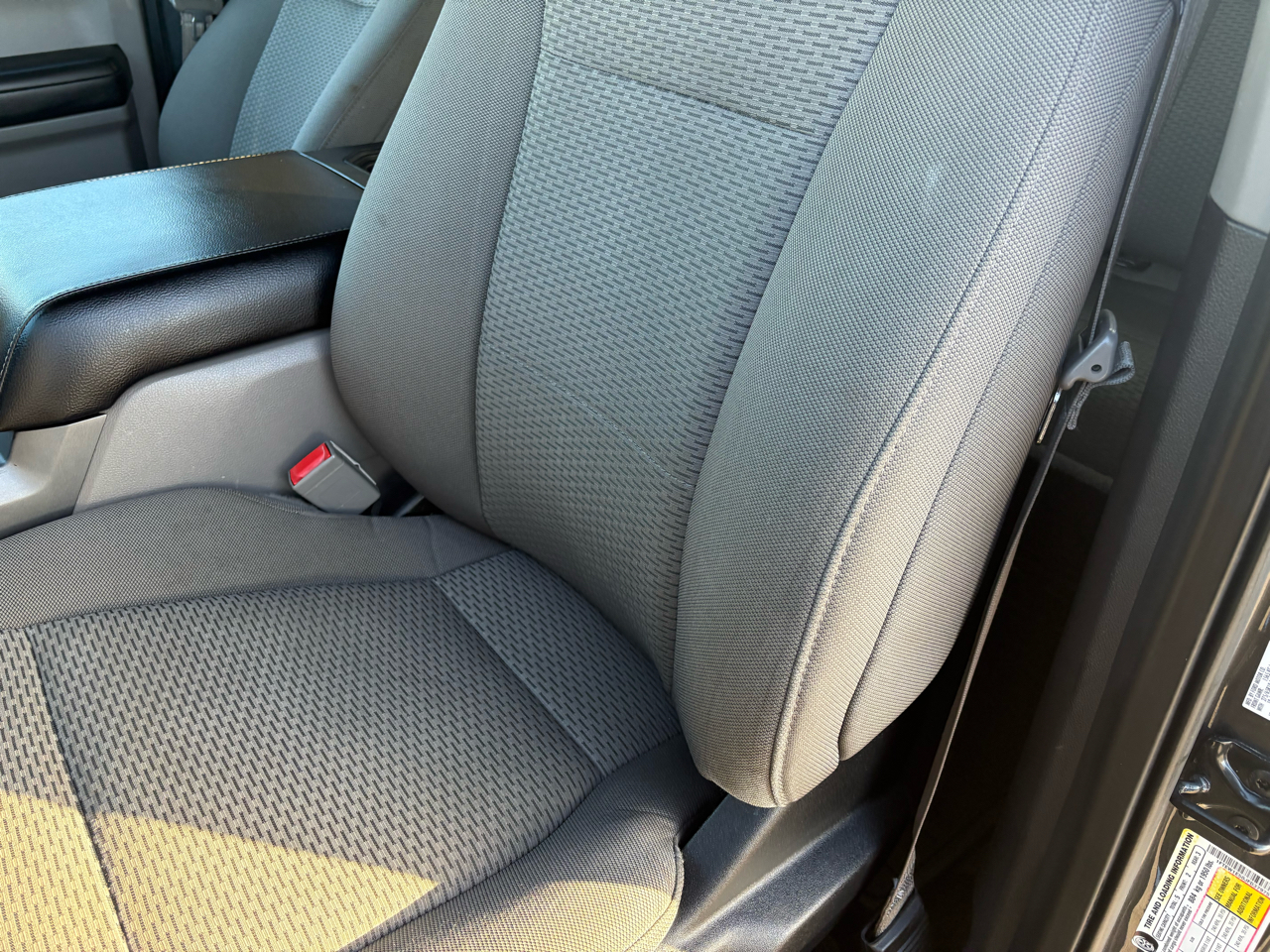 Ford F-150 SuperCrew Crew Cab 139" XLT 4WD 2018