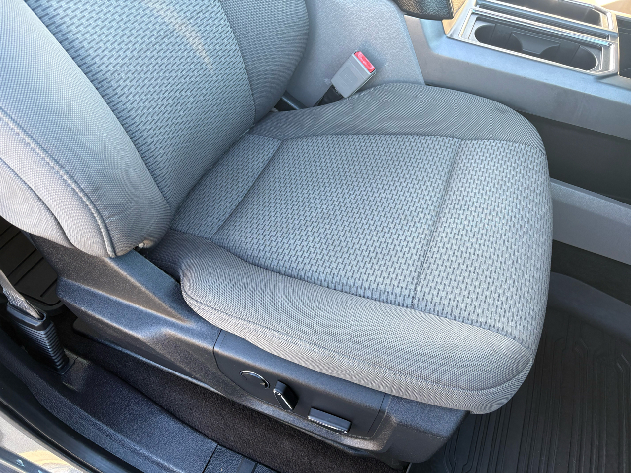 Ford F-150 SuperCrew Crew Cab 139" XLT 4WD 2018