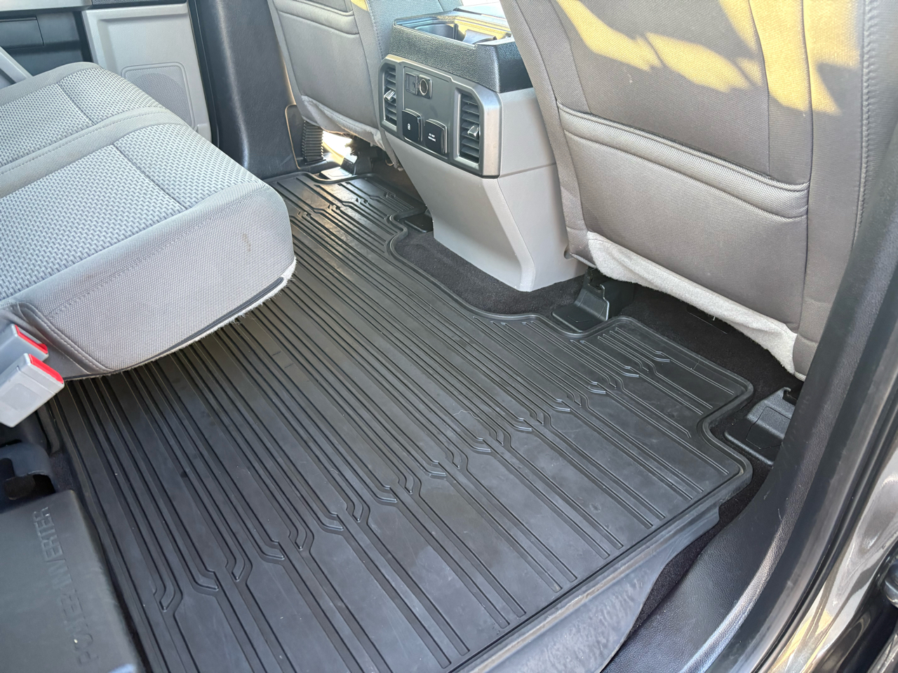 Ford F-150 SuperCrew Crew Cab 139" XLT 4WD 2018