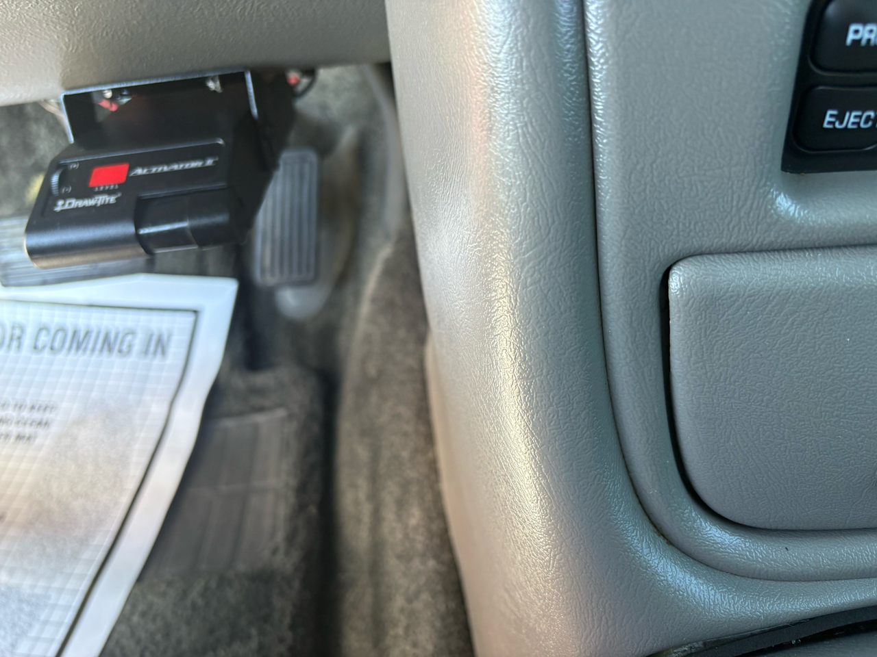 Chevrolet Tahoe 4dr 1500 4WD LT 2002