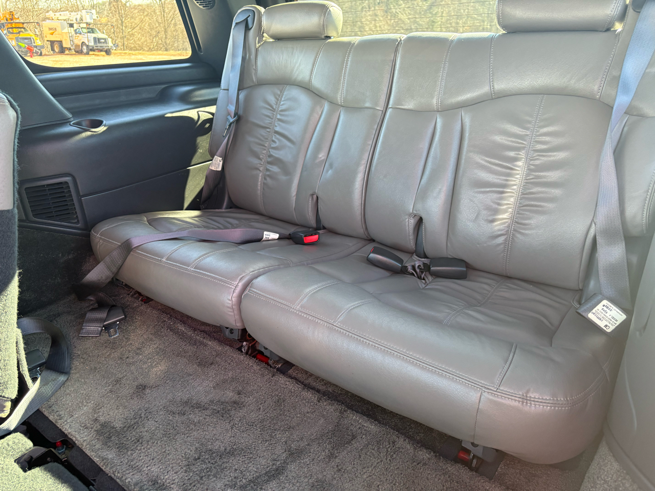 Chevrolet Tahoe 4dr 1500 4WD LT 2002