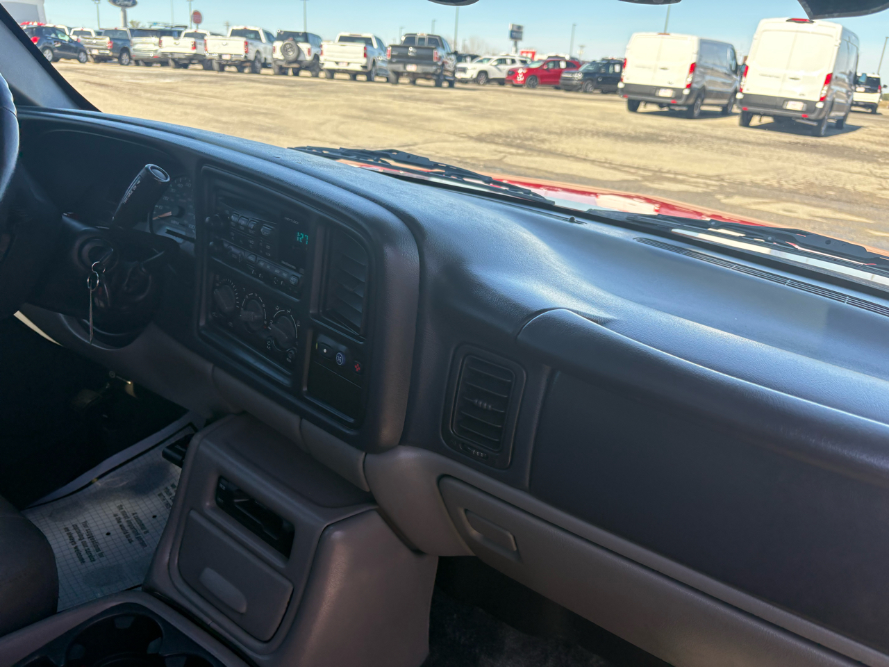 Chevrolet Tahoe 4dr 1500 4WD LT 2002