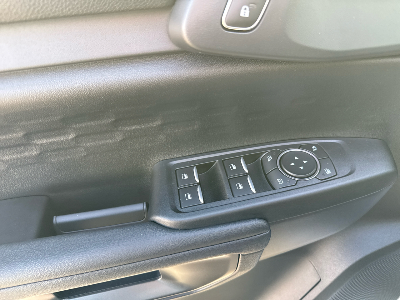 Ford Ranger XLT 4WD SuperCrew 5' Box 2025