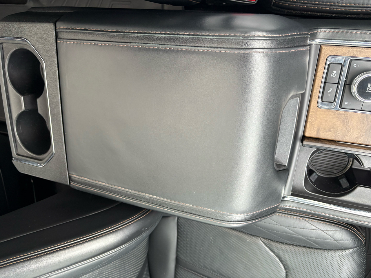 Ford Expedition Platinum 4x4 2020