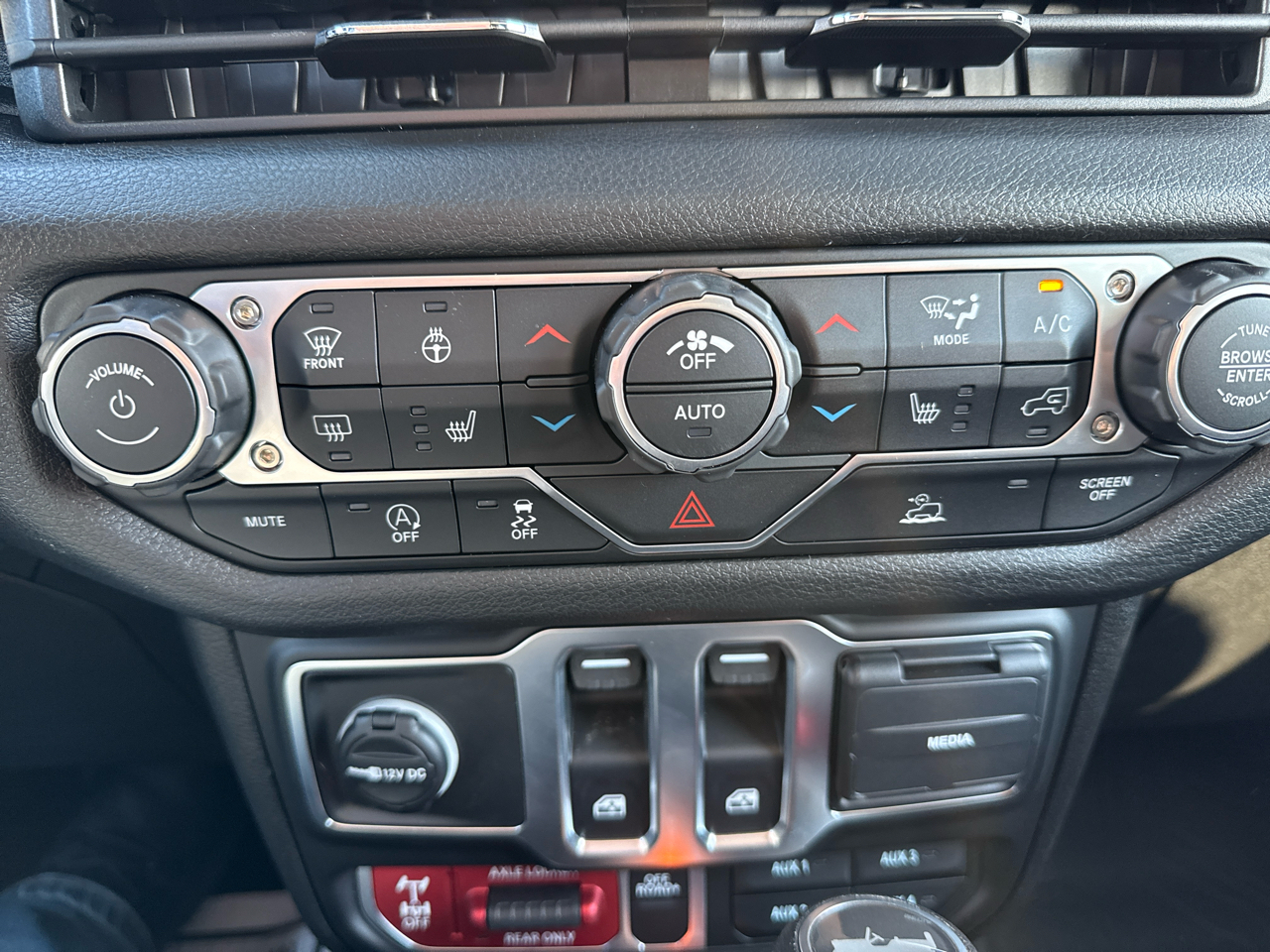 Jeep Wrangler Willys 2 Door 4x4 2026