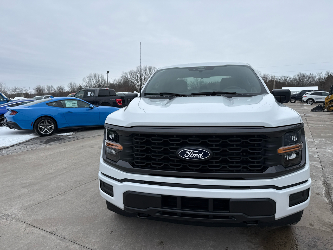 Ford F-150 STX 4WD SuperCrew 5.5' Box 2026