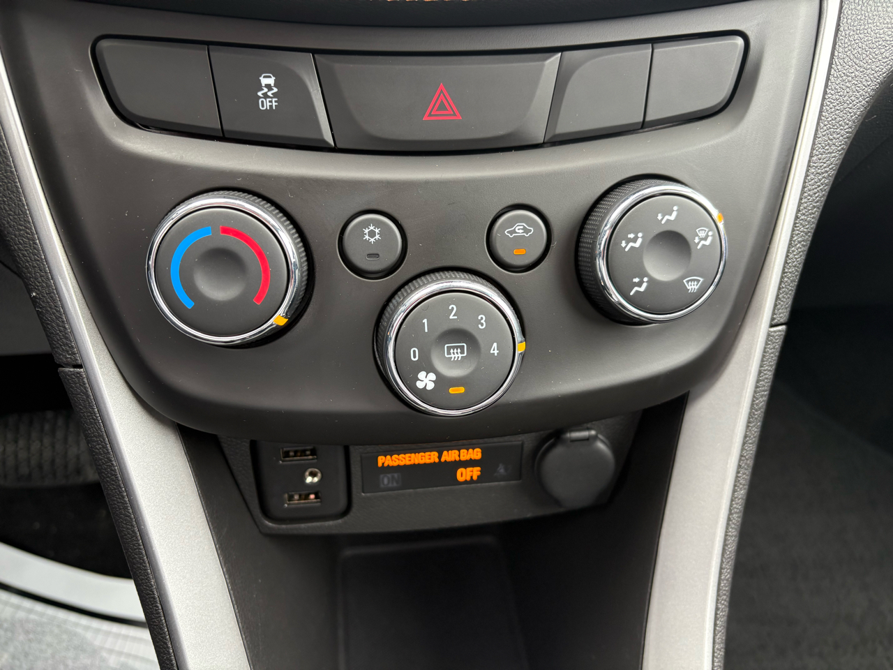 Chevrolet Trax FWD 4dr LT 2020