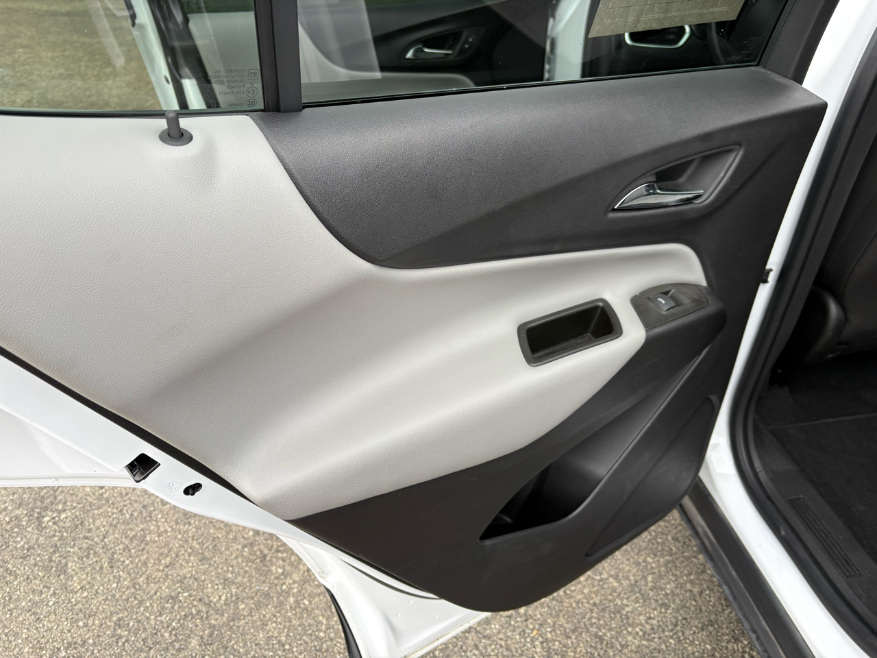 Chevrolet Equinox FWD 4dr LS w/1LS 2024