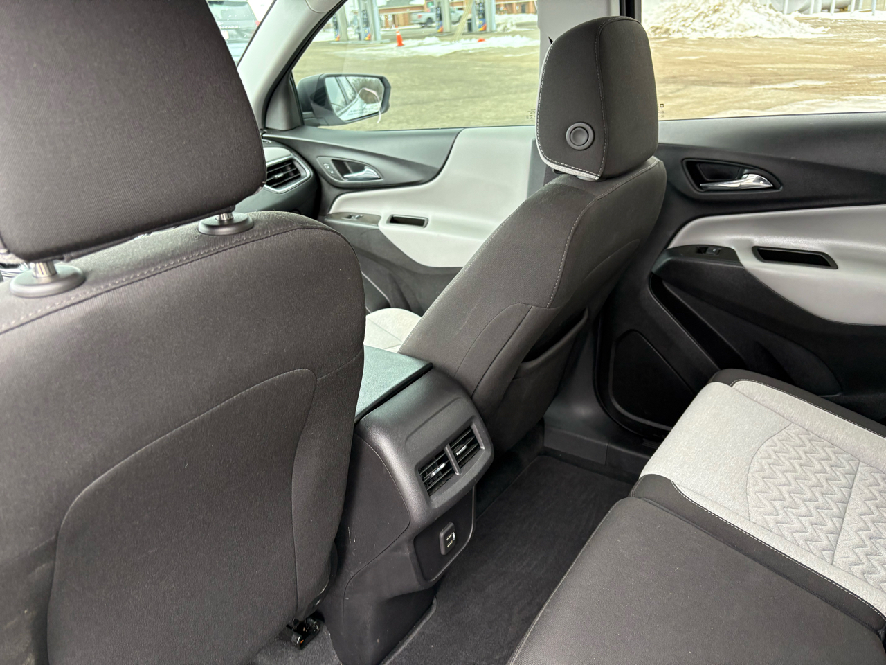 Chevrolet Equinox FWD 4dr LS w/1LS 2024