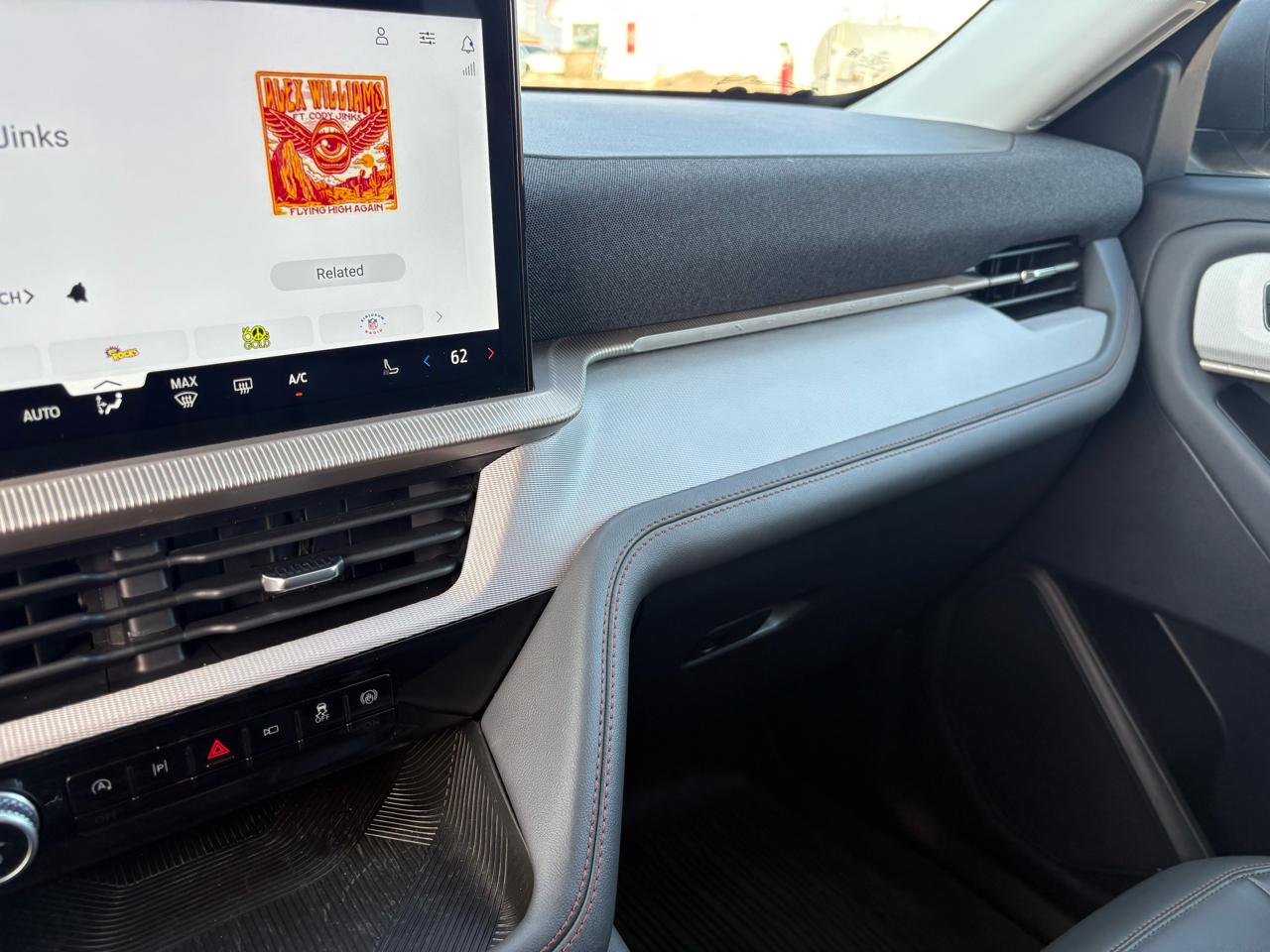 Ford Explorer Active 4WD 2025