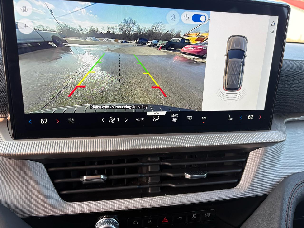 Ford Explorer Active 4WD 2025