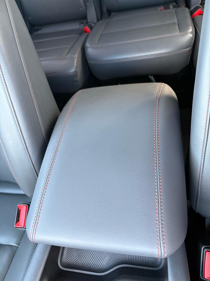 Ford Explorer Active 4WD 2025