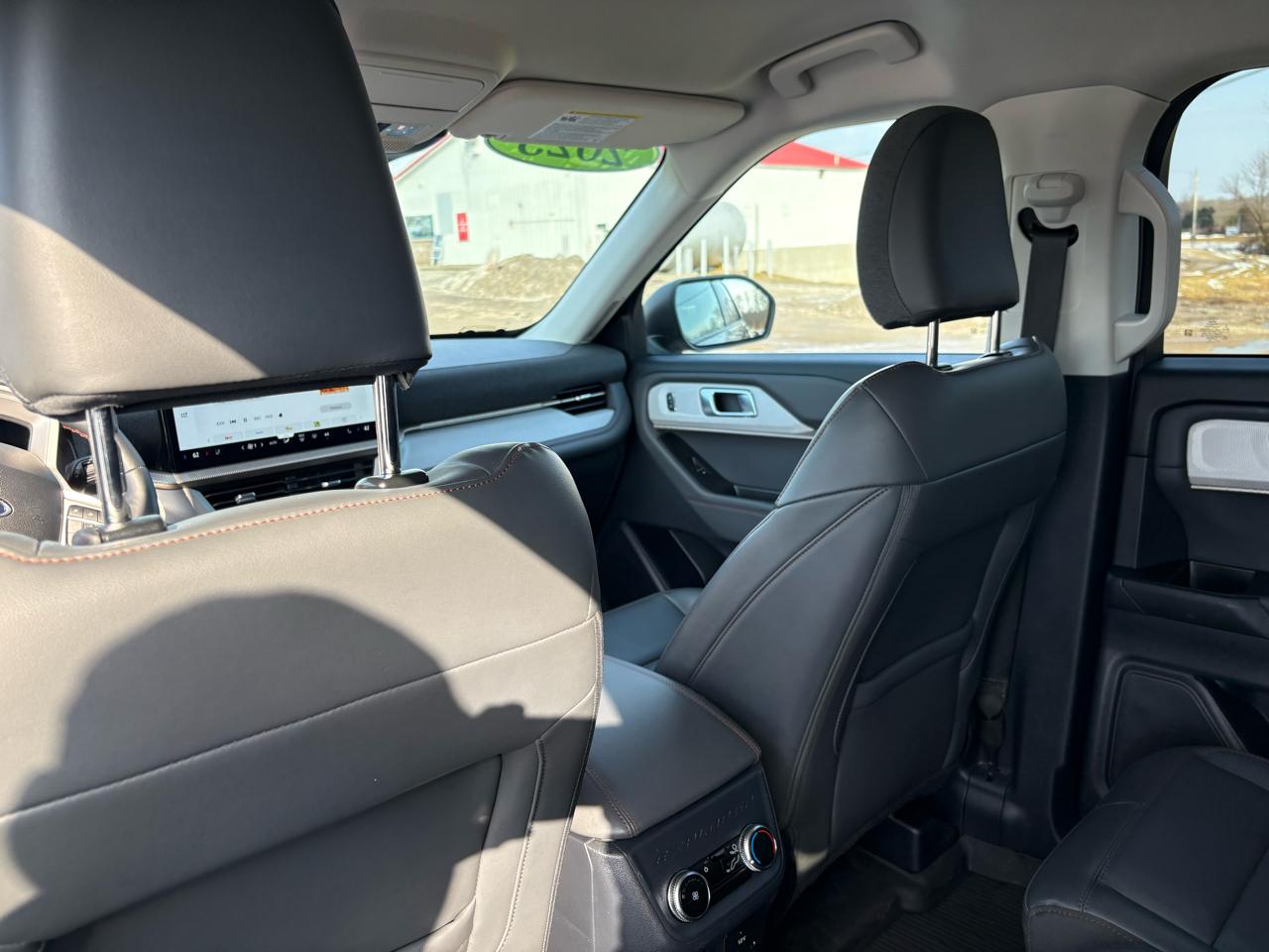 Ford Explorer Active 4WD 2025