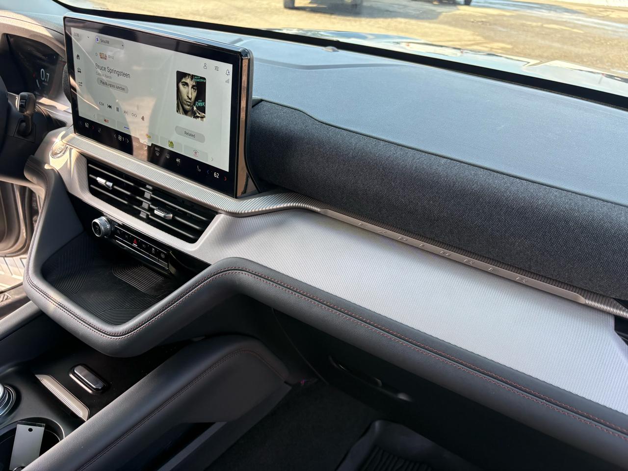 Ford Explorer Active 4WD 2025