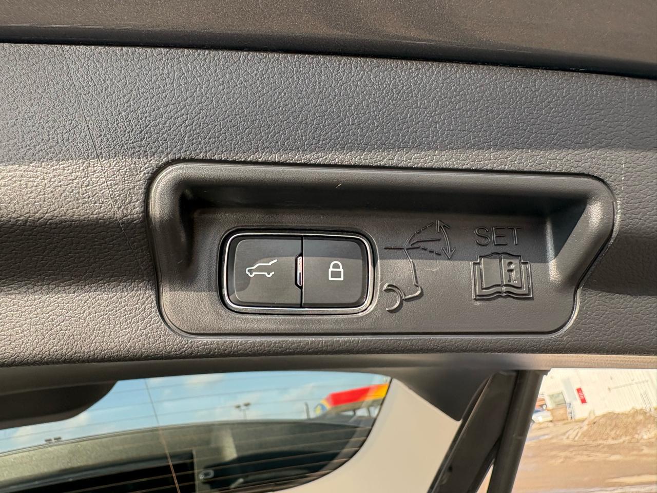 Ford Explorer Active 4WD 2025