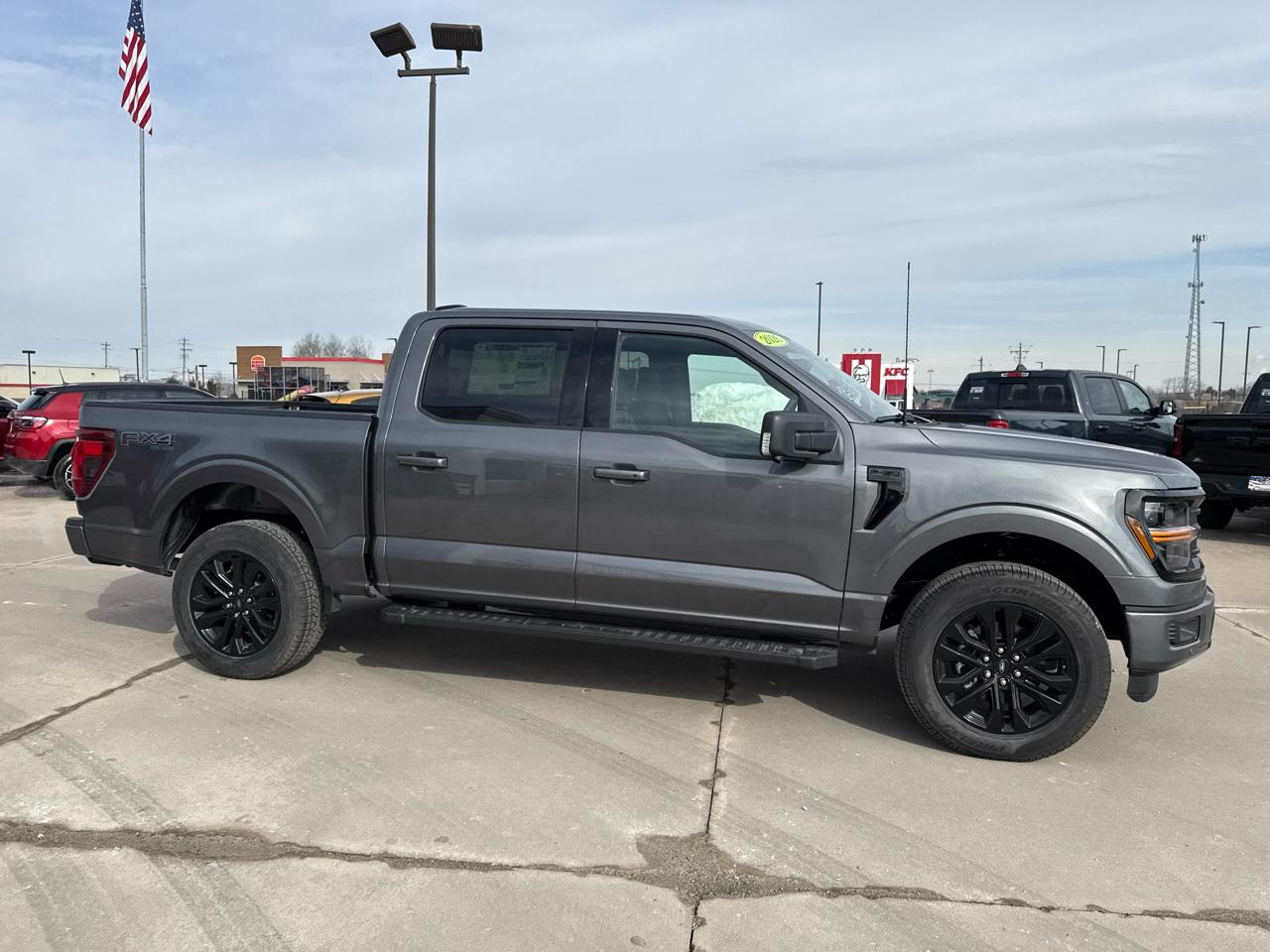 Ford F-150 XLT 4WD SuperCrew 5.5' Box 2026
