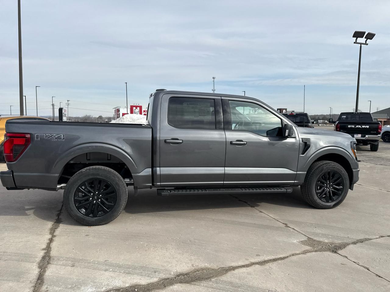 Ford F-150 XLT 4WD SuperCrew 5.5' Box 2026