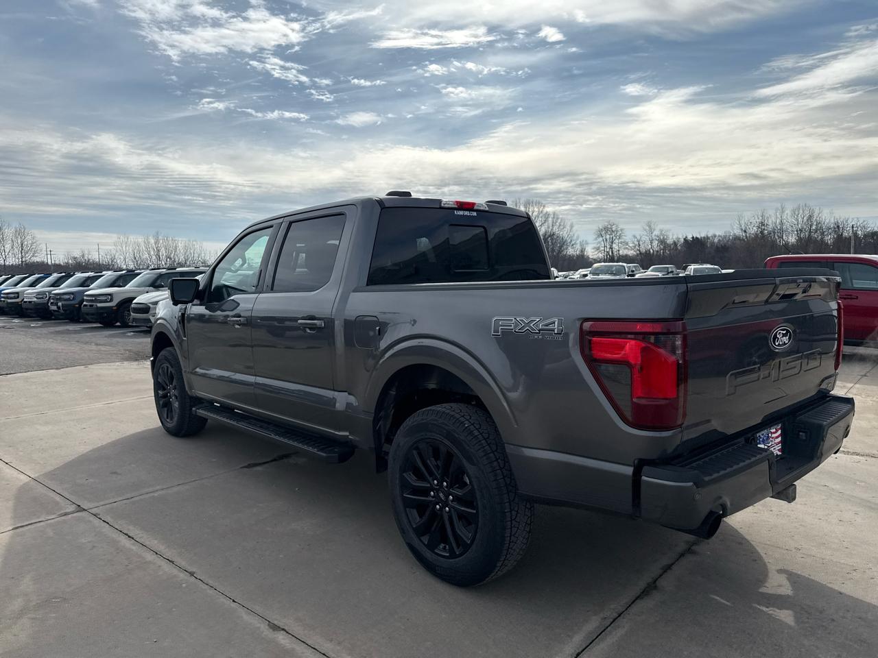 Ford F-150 XLT 4WD SuperCrew 5.5' Box 2026