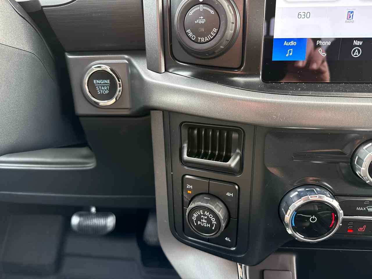 Ford F-150 XLT 4WD SuperCrew 5.5' Box 2026