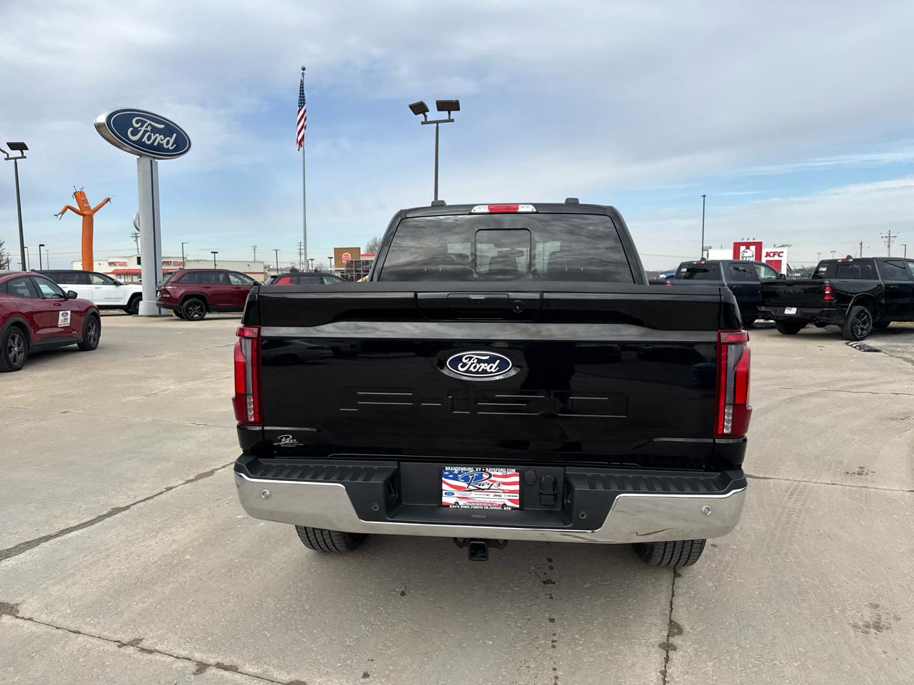 Ford F-150 Lariat 4WD SuperCrew 5.5' Box 2026