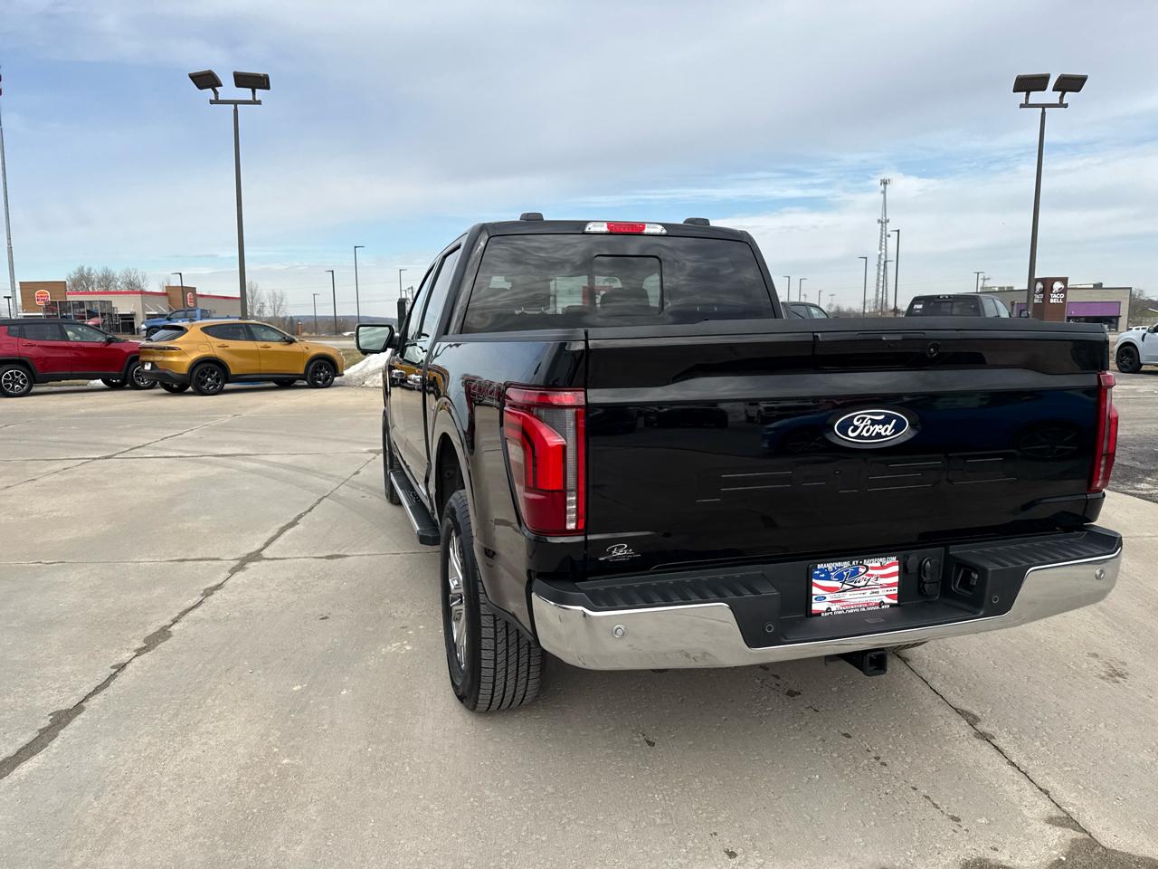 Ford F-150 Lariat 4WD SuperCrew 5.5' Box 2026