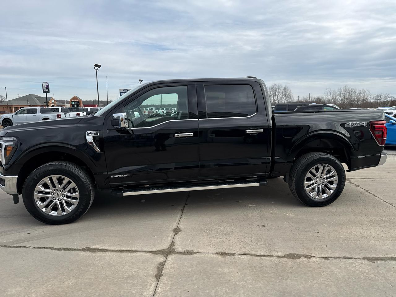 Ford F-150 Lariat 4WD SuperCrew 5.5' Box 2026
