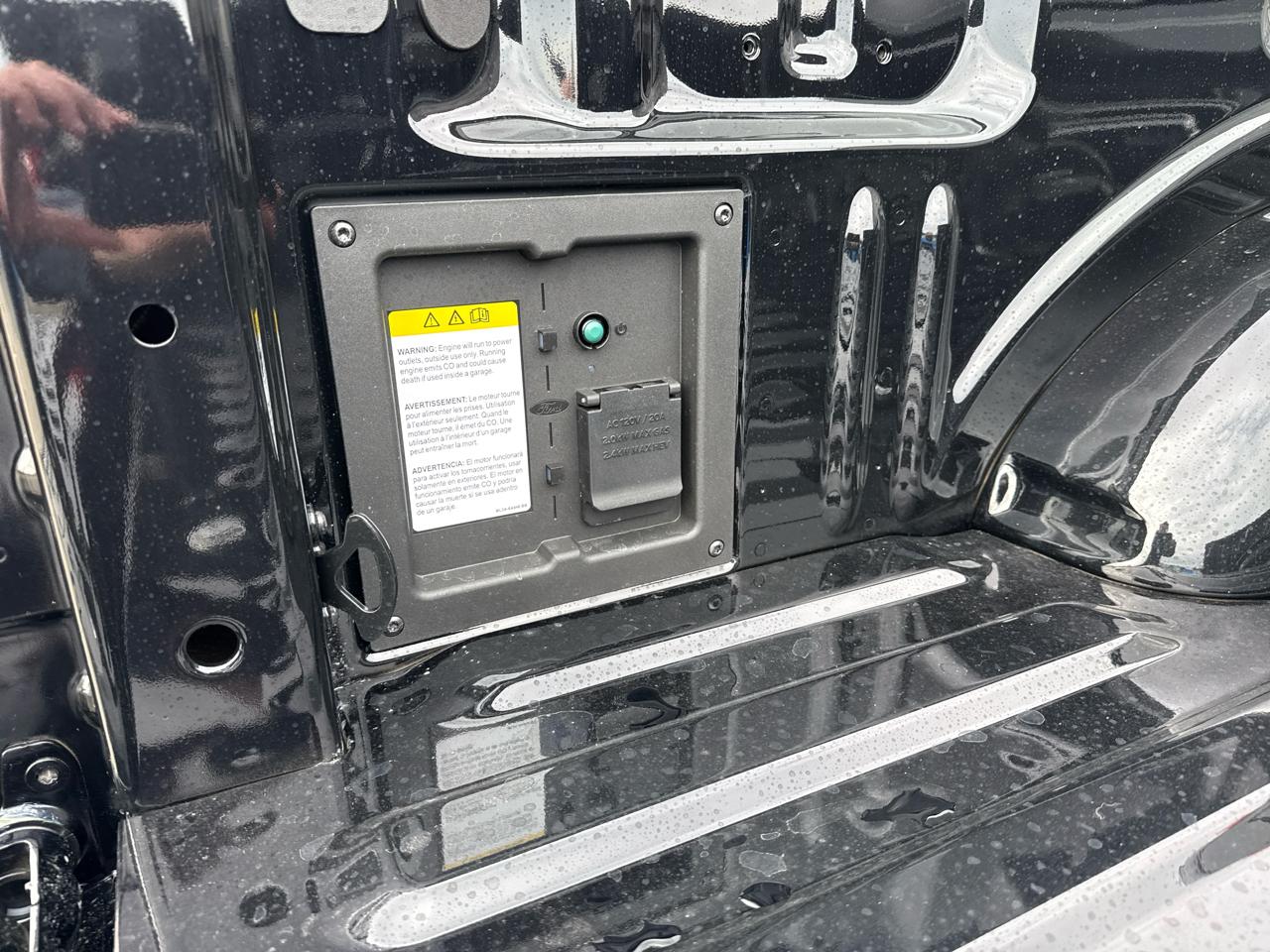 Ford F-150 Lariat 4WD SuperCrew 5.5' Box 2026