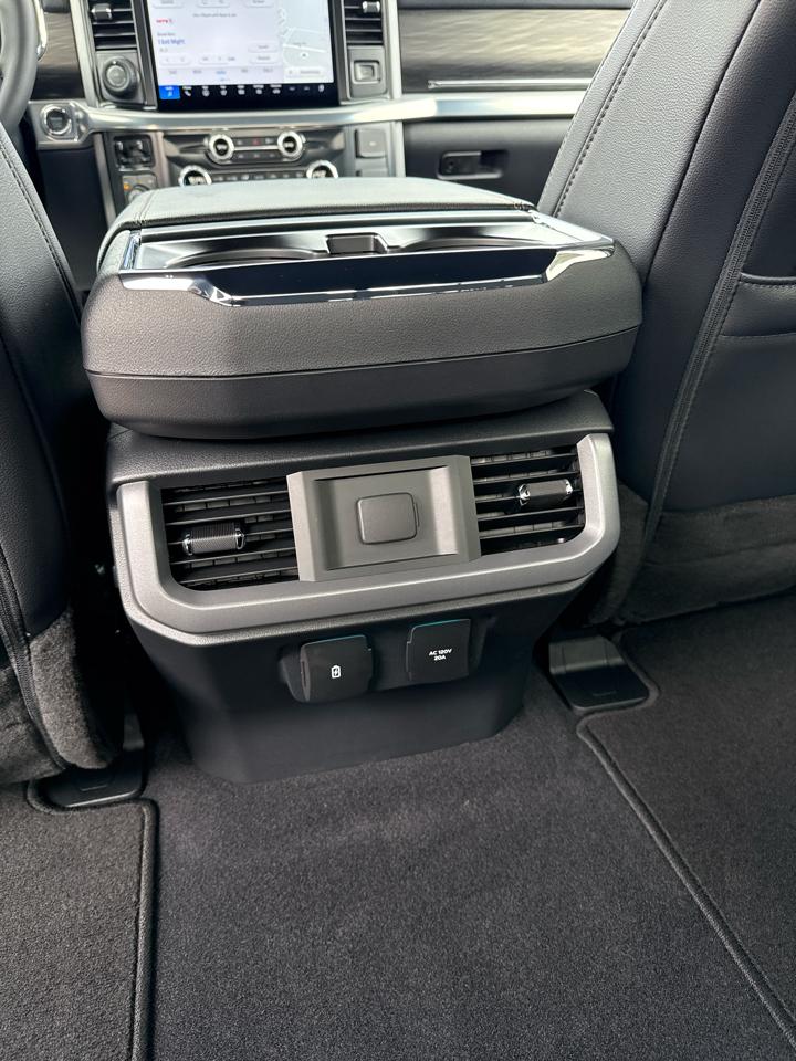 Ford F-150 Lariat 4WD SuperCrew 5.5' Box 2026