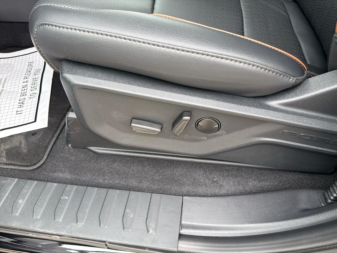 Ford F-150 Lariat 4WD SuperCrew 5.5' Box 2026