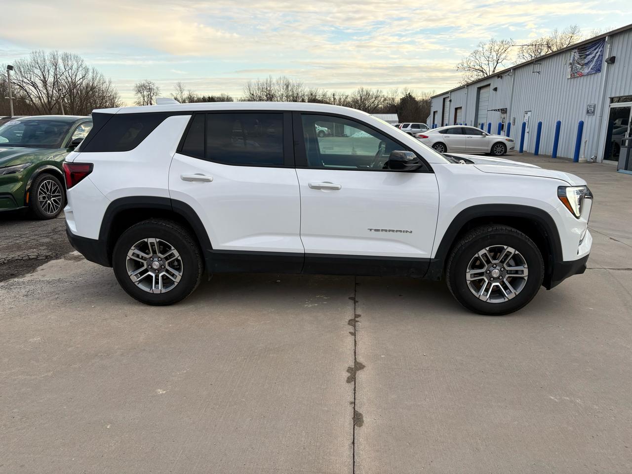 GMC Terrain AWD 4dr Elevation 2025