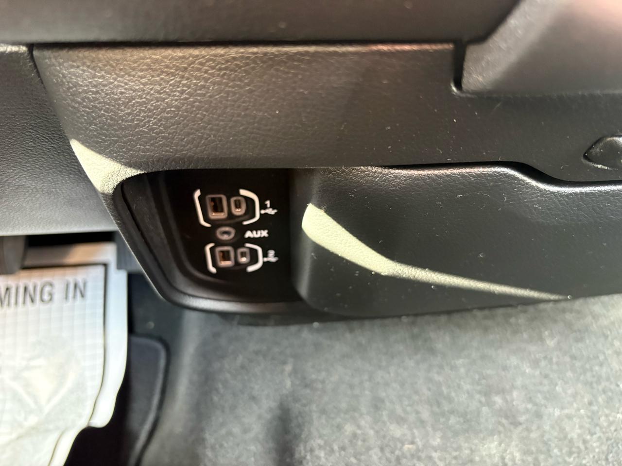 RAM 1500 Big Horn 4x4 Quad Cab 6'4" Box 2021