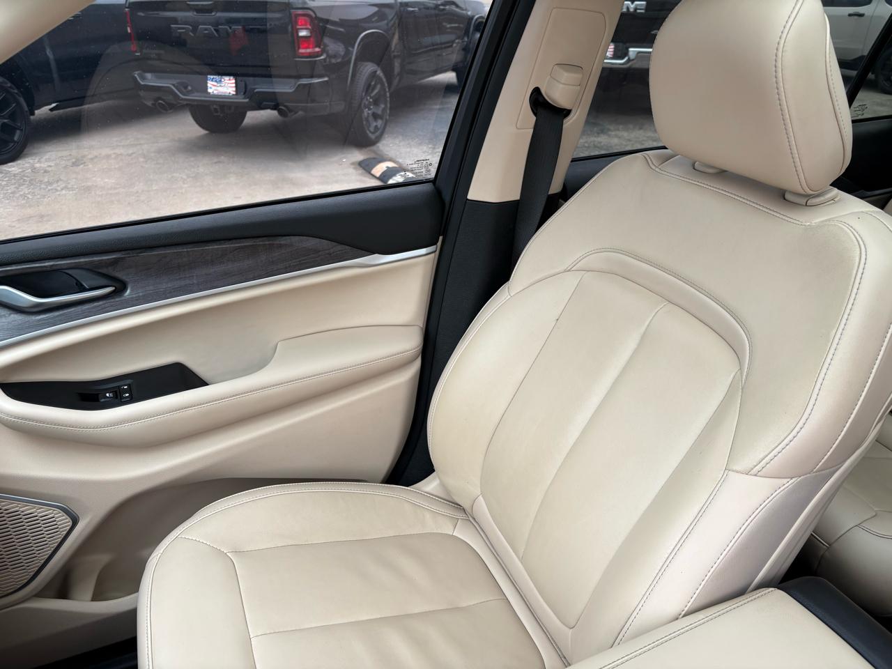 Jeep Grand Cherokee L Limited 4x4 2022