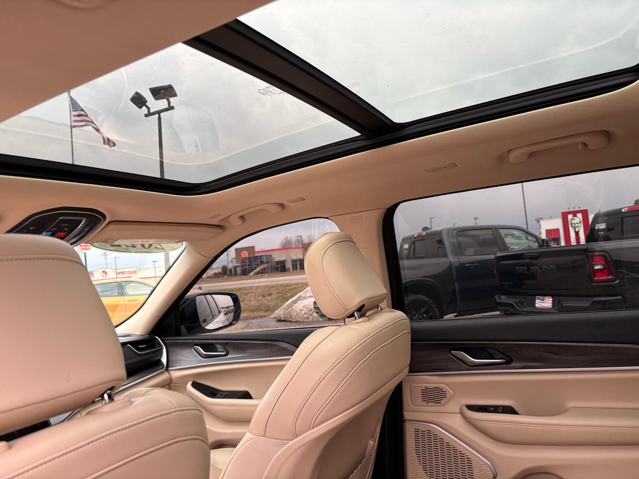 Jeep Grand Cherokee L Limited 4x4 2022