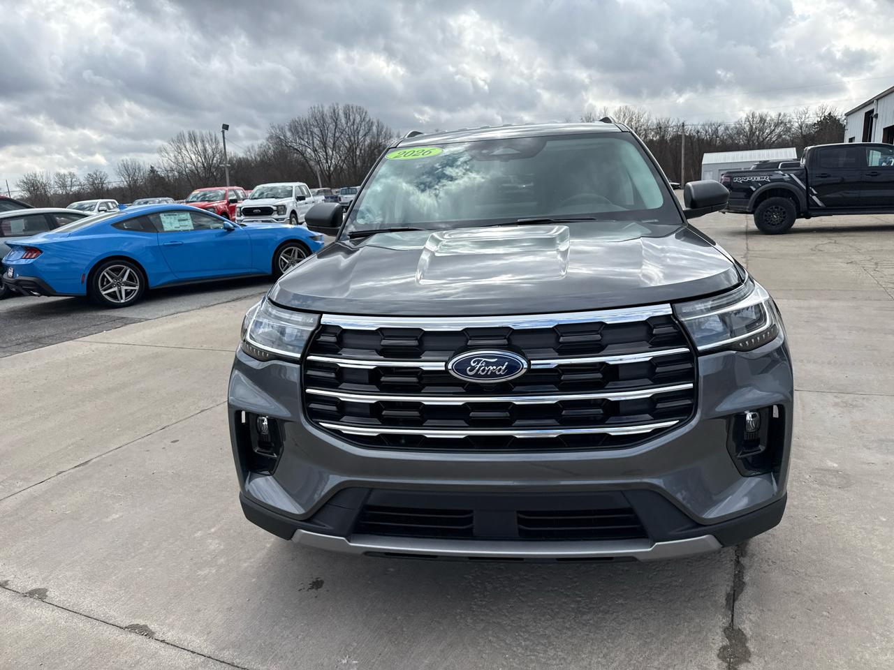 Ford Explorer Active w/100A Pkg 4WD 2026