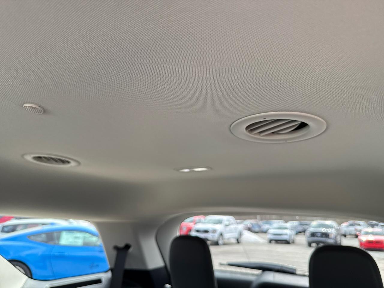 Ford Explorer Active w/100A Pkg 4WD 2026