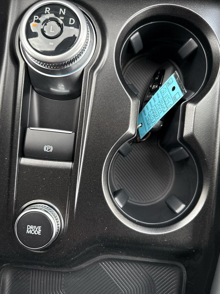 Ford Explorer Active w/100A Pkg 4WD 2026